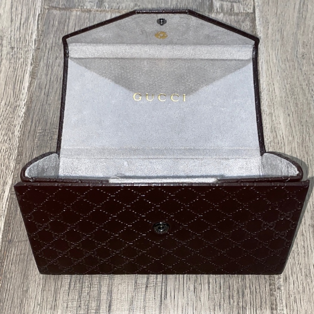 Gucci glasses case